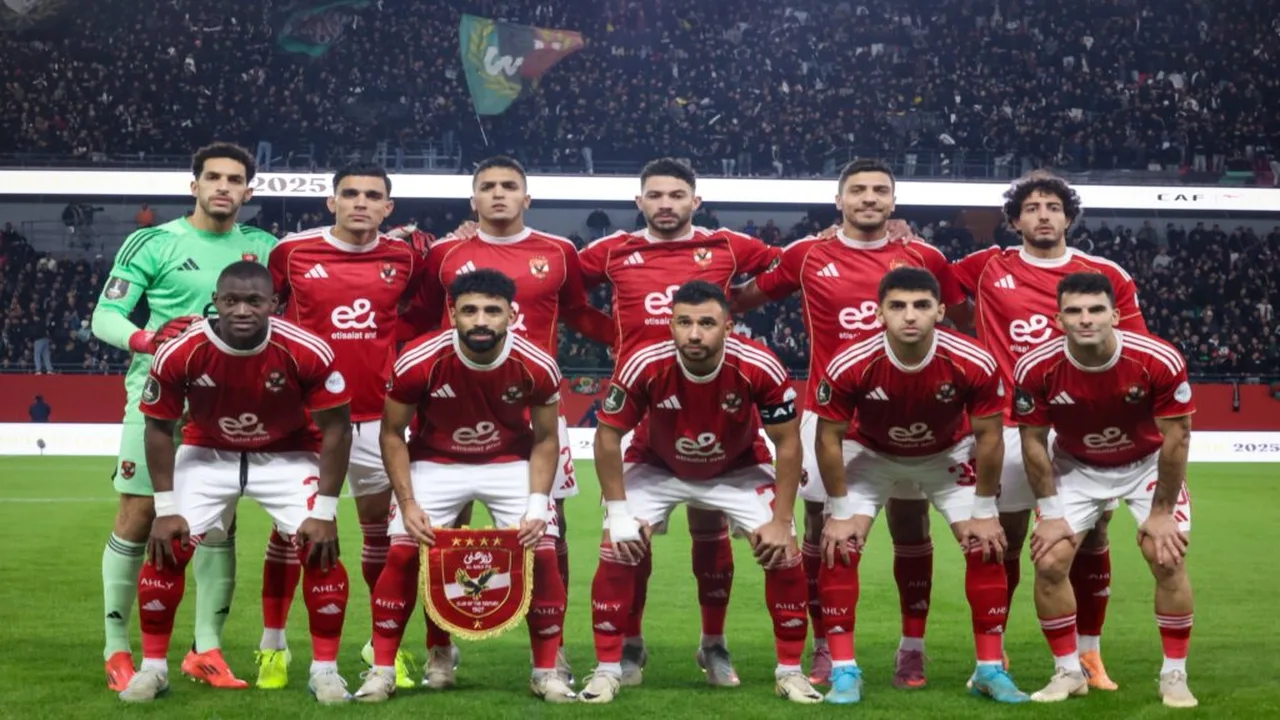 بث مباشر.. قناة مفتوحة تنقل مباراة الأهلي وشبيبة القبائل في دوري أبطال إفريقيا